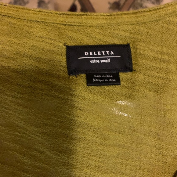 2 for $20 Deletta Sleeveless top - Picture 2 of 3